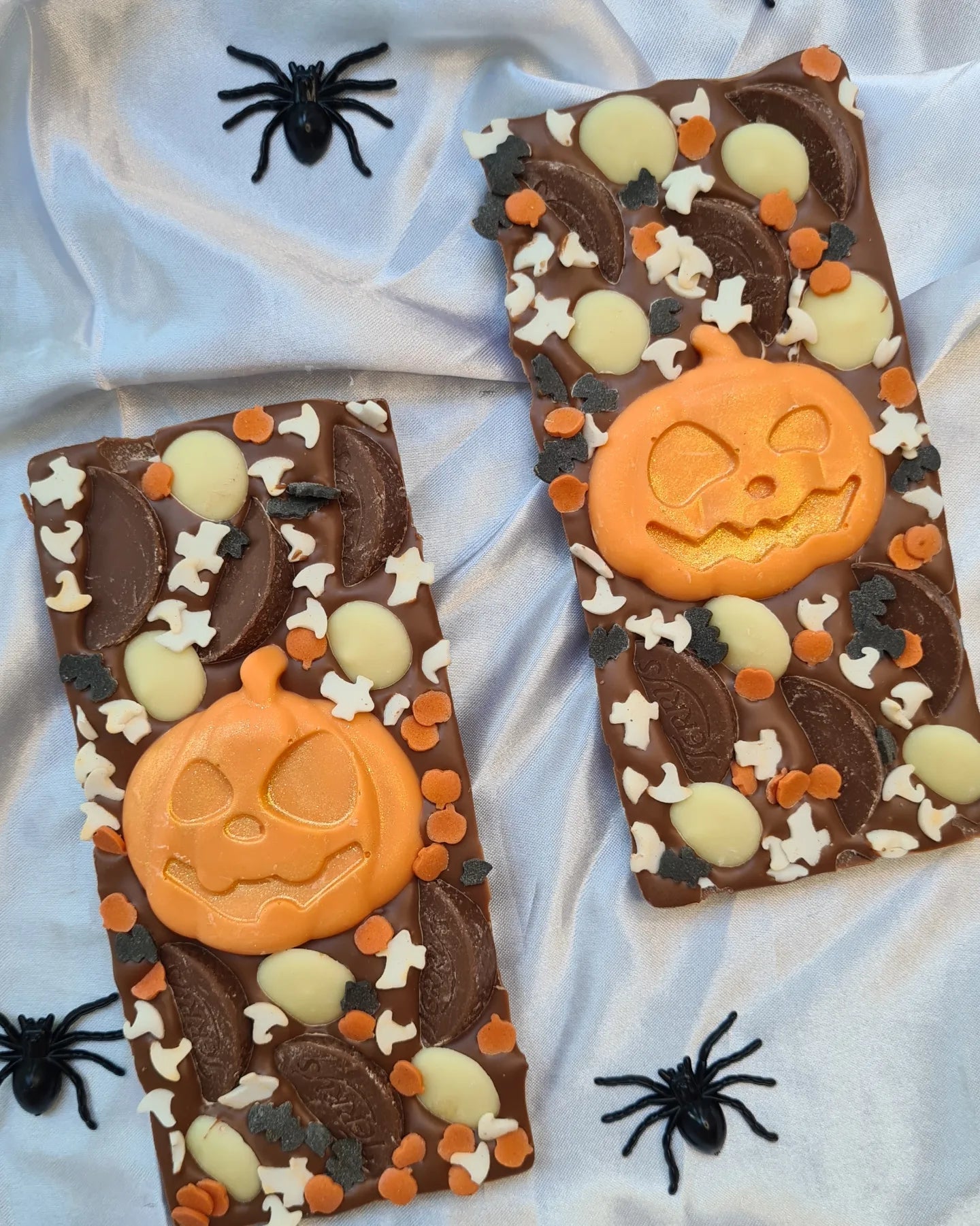 Jack-o'-lantern slab